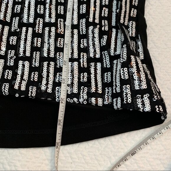 𝅺isaac Mizrahi Black/White Semi Sheer Long Sleeve Sequin Top Sz S - Picture 10 of 10